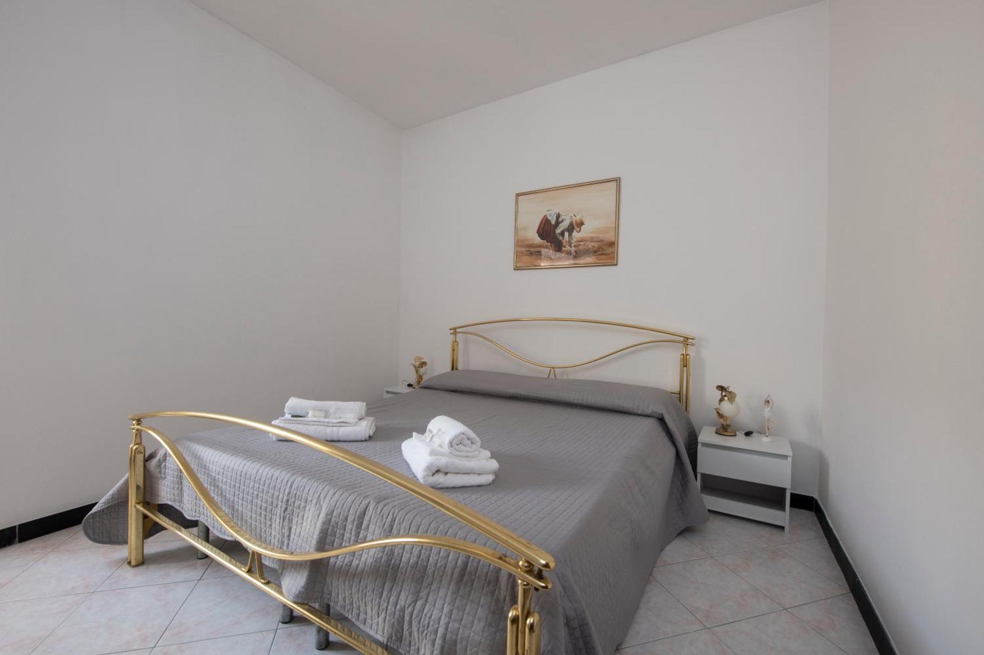 188B - Casa Di Nina Moneglia Con Terrazza - 2Min Dal Mare Apartman Kültér fotó